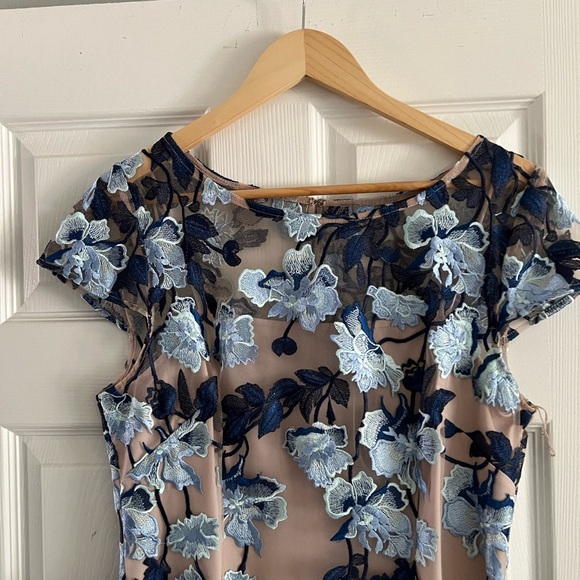 Adrianna Papell Blue and Beige Floral Dress - Picture 3 of 3